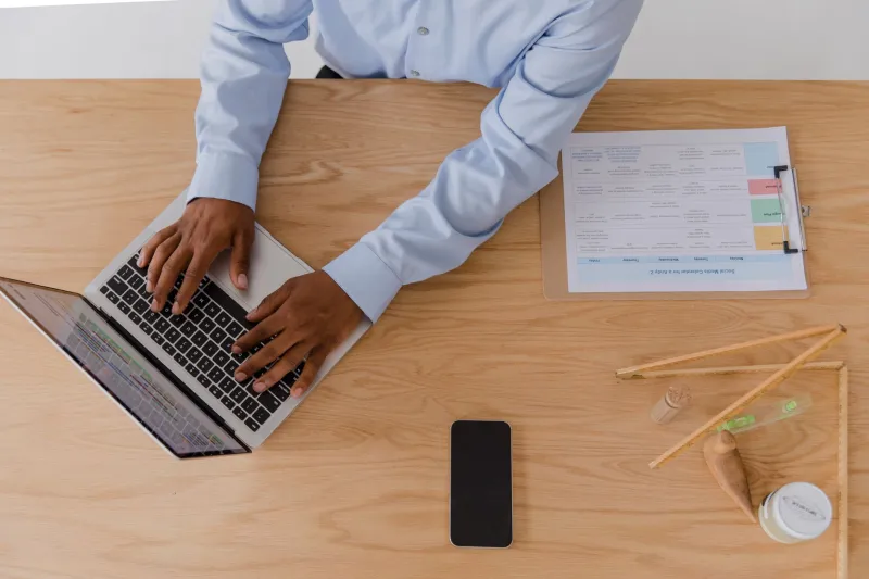Launch-Proof: The 7-Tool Stack Every First-Time Founder Needs Before Day One