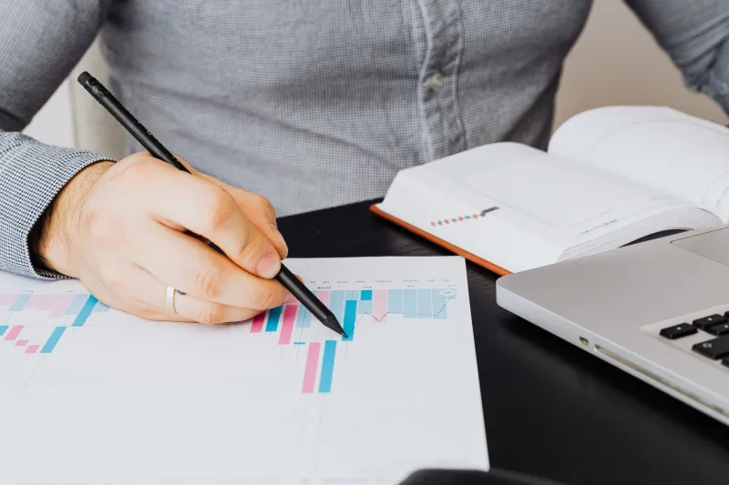 Stop Staring at Vanity Numbers: The 5 Metrics That Actually Predict Whether Your Startup Will Survive
